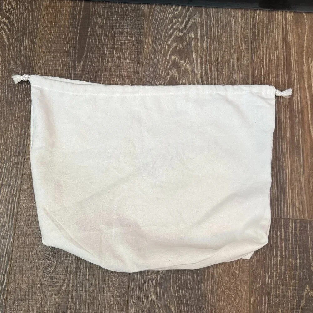 BRIGHTON DRAWSTRING DUSTBAG - Picture 10 of 11